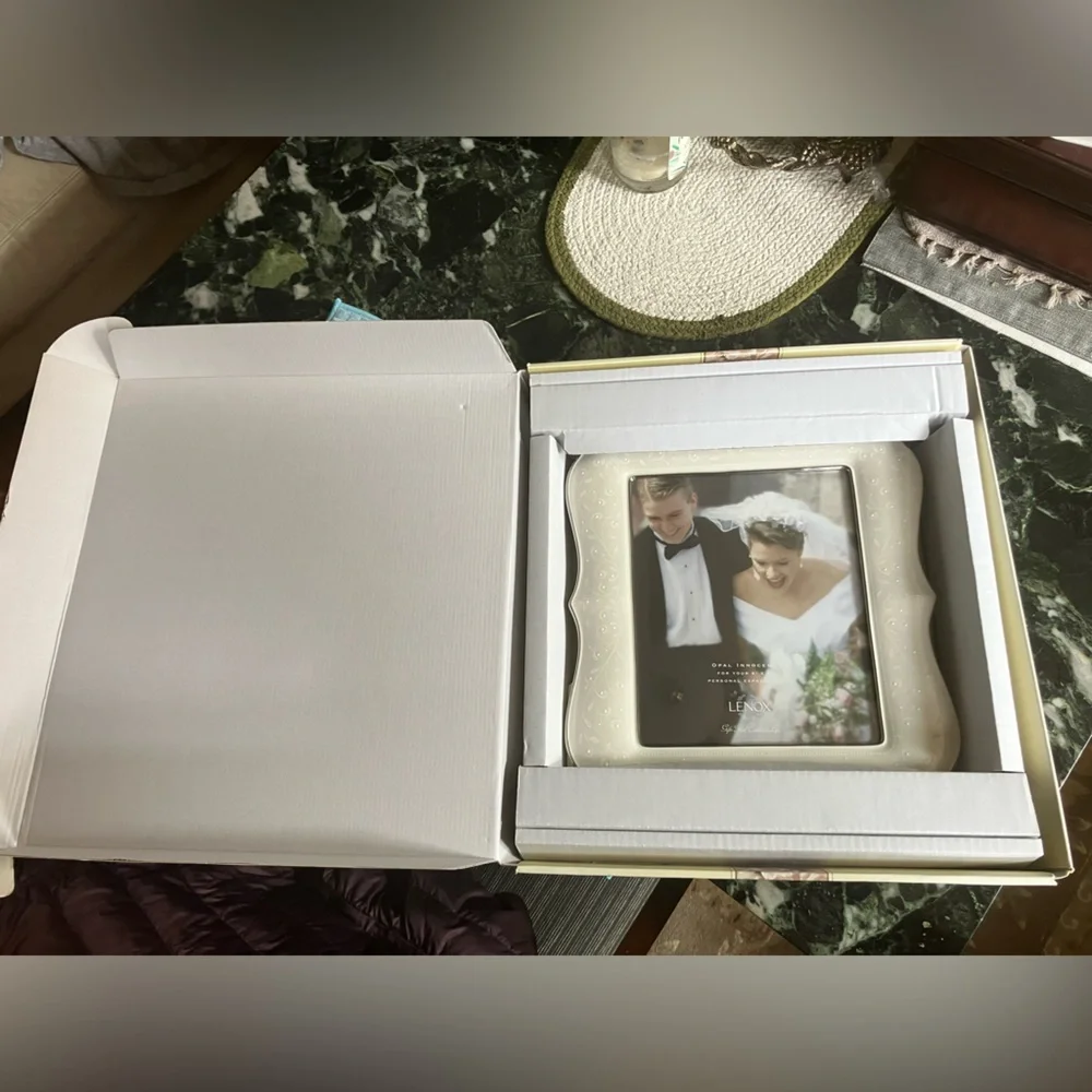 💥New Lenox Picture Frame